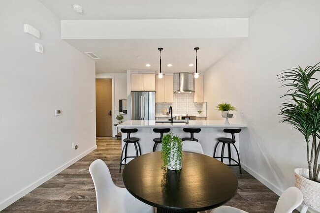 Foto del edificio - 3850 E Haystack St