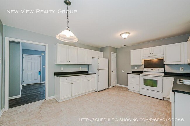 Building Photo - 335 Touch Me not Ln