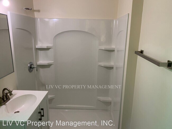 Building Photo - 777 Quail St