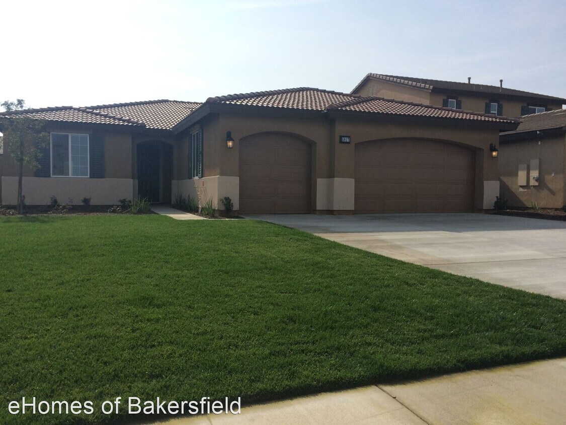 5817 Moonstone Peak Dr, Bakersfield, CA 93313 House Rental in