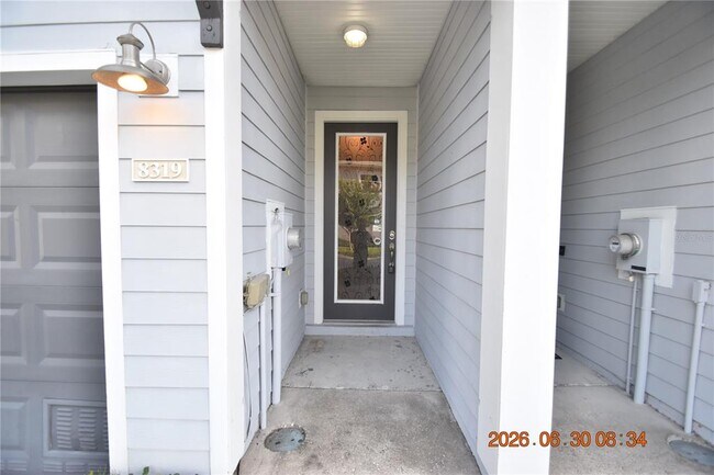 Foto del edificio - 8319 King Blossom Ct