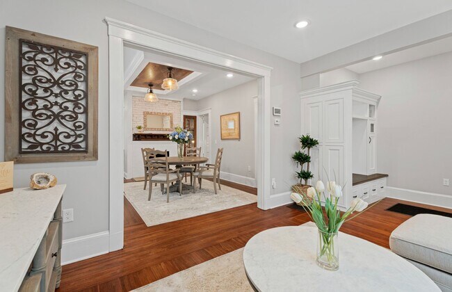 Photo - Beautifully Furnished 2 Bedroom Apartment