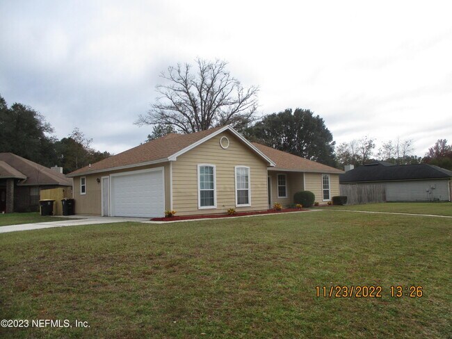 Building Photo - 6613 Cedro Ct