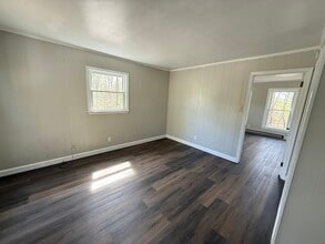 Building Photo - 940 Myrtle Rd