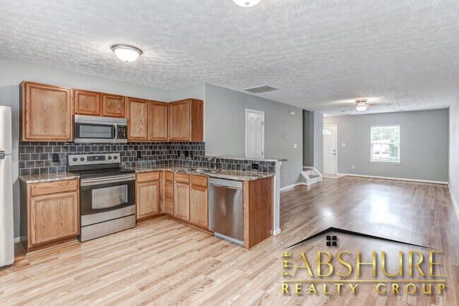 Building Photo - 3105 Ivy Wood Ln