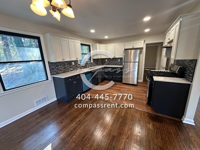 Building Photo - 3409 Springlake Dr