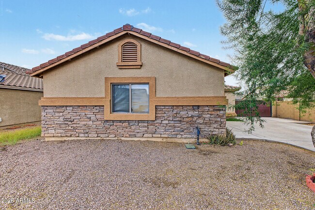 Building Photo - 3015 N 84th Dr
