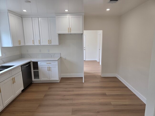 Building Photo - 6703 Cedros Ave