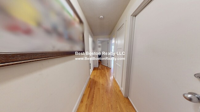 Foto del edificio - 389 Highland Ave