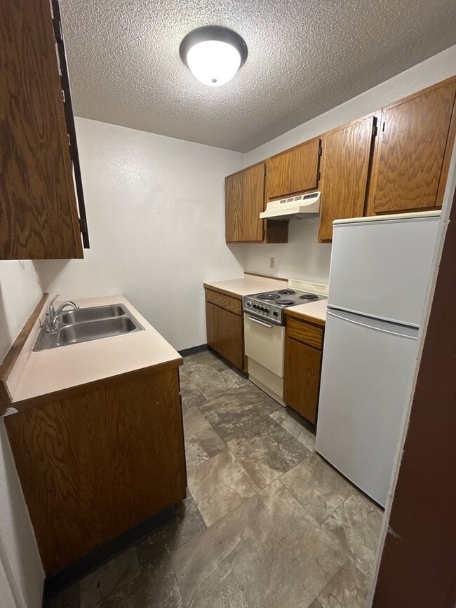 Foto del edificio - 402 2nd Ave NW