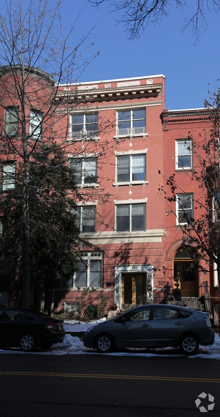 Primary Photo - 1737 P St NW