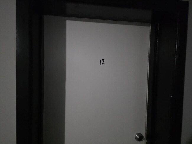 Foto del edificio - 107 S Church St