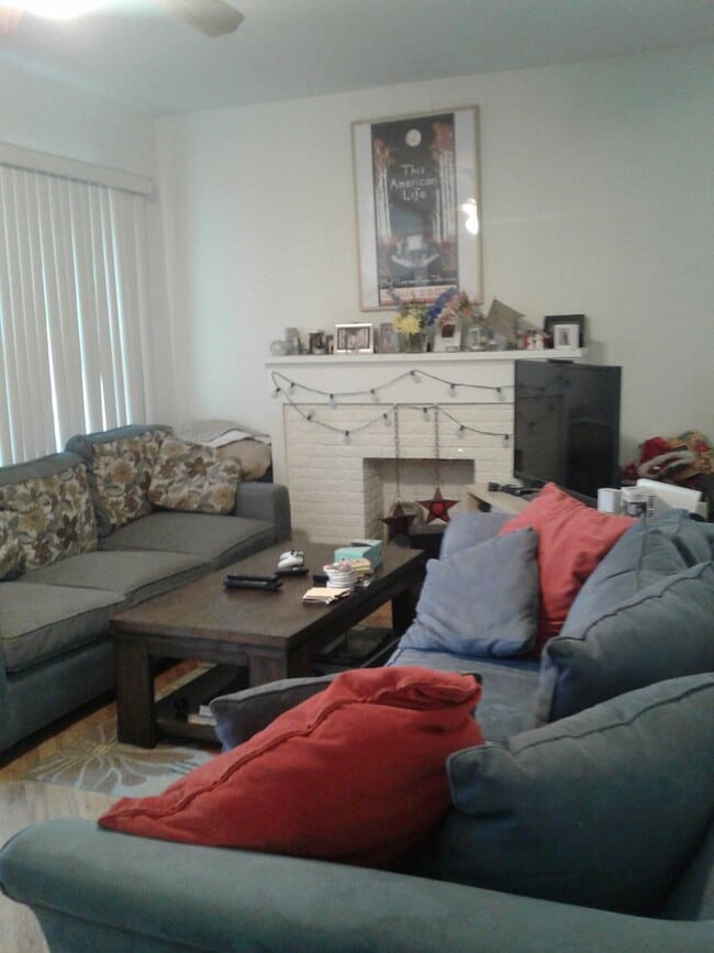 Foto del edificio - Spacious 2 Bedroom in Uptown