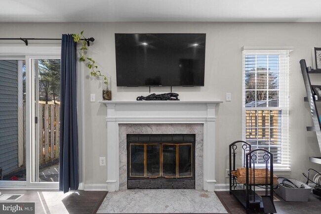 Foto del edificio - 9237 Broadwater Dr