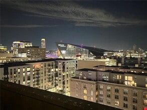 Building Photo - 433 S 7th St