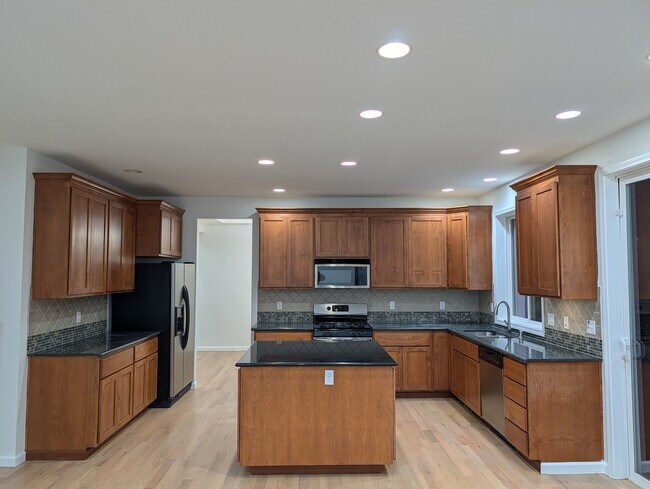 Foto del edificio - 19031 Waxen Rd