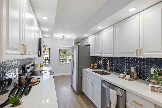 Foto del edificio - 1251 SW 125th Ave