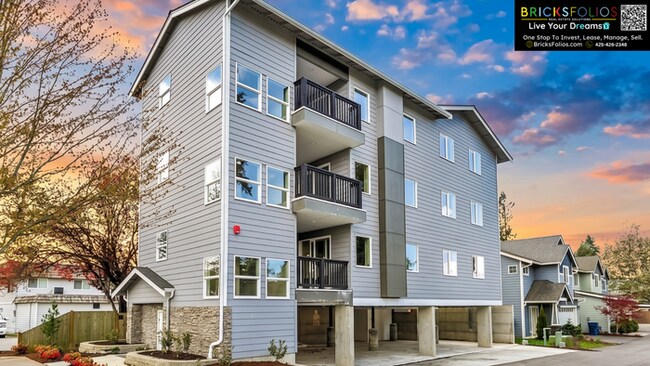 Building Photo - Welcome Home to Your Perfect Sanctuary in Monroe