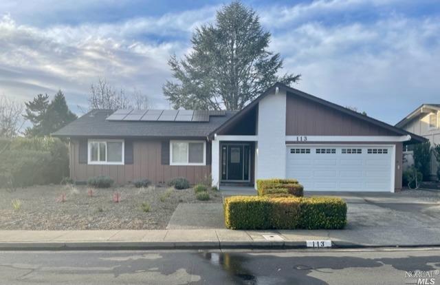 Foto principal - 113 Old Oak Ln