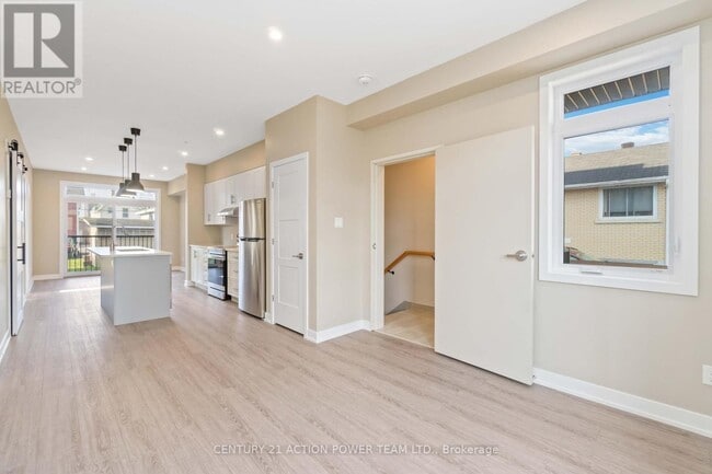 Photo du bâtiment - 280-280 Lévis Ave