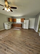 Building Photo - 3037 Legg Ln