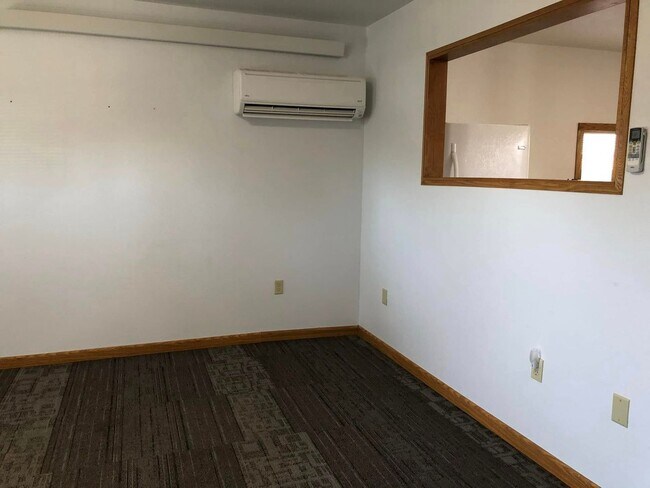 Foto del edificio - Cute House for Rent in quiet neighborhood