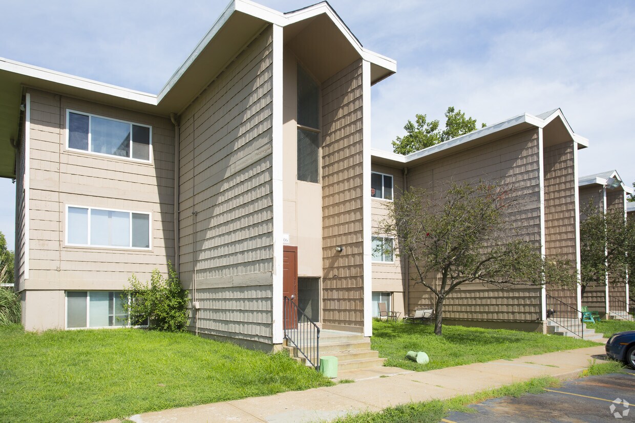 Emery Gardens Apartments Apartments in Wichita, KS