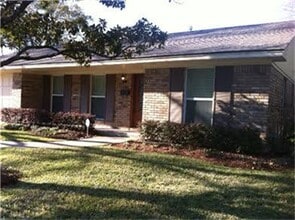 Building Photo - 5022 Darnell St
