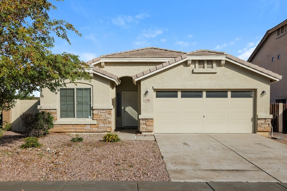 Foto principal - 17466 W Boca Raton Rd
