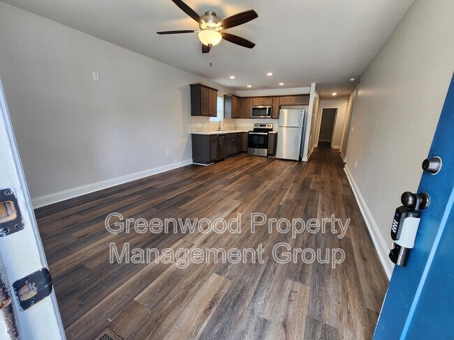 Foto del edificio - 414 Whiteoak St