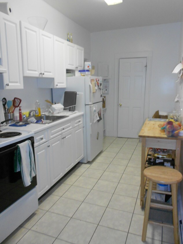 21 Fairbanks St, Brookline, MA 02446 21 Fairbanks St Brookline, MA