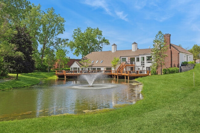 Building Photo - ReNew Woodland Ranch South