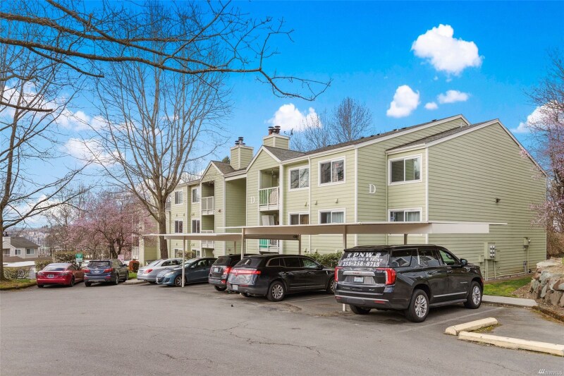 975 Aberdeen Ave NE Unit D203, Renton, WA 98056 Condo for Rent in