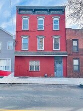 Building Photo - 566 Palisade Ave