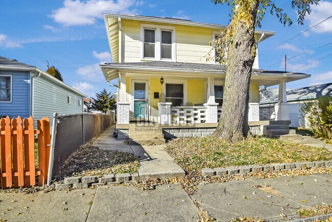 Photo - 2012 Olive St House