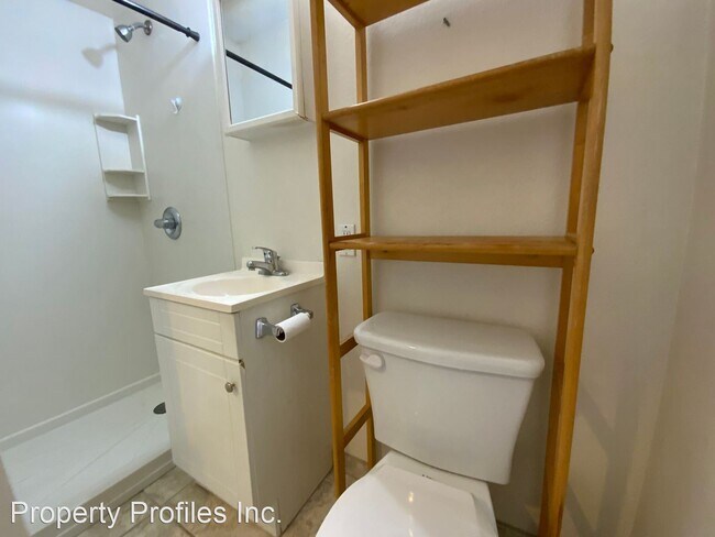 Foto del edificio - 1 br, 1 bath House - 1533 NEHOA STREET #9
