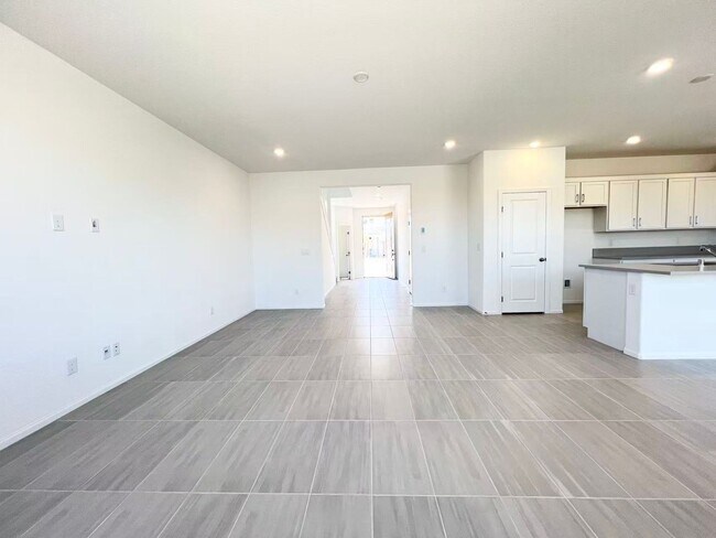 Foto del edificio - 5892 Sunset Creek St