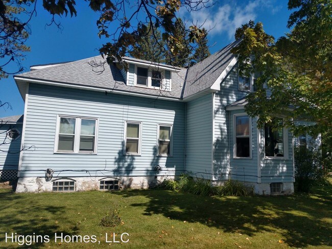 Foto del edificio - 3 br, 2 bath Apartment - 160 5th Ave SE
