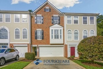Building Photo - 8142 Upper Lake Dr