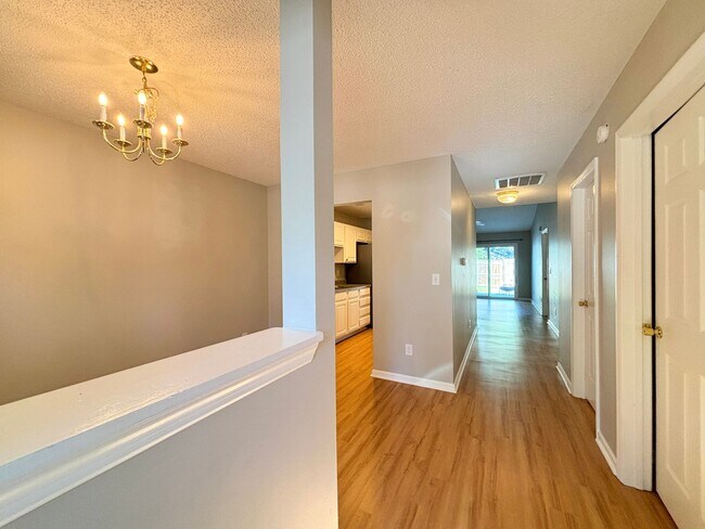 Foto del edificio - 2 Br 2 Bath Move In Ready!