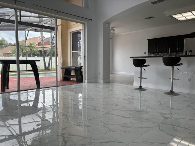 Foto del edificio - 2800 Baywood Ln