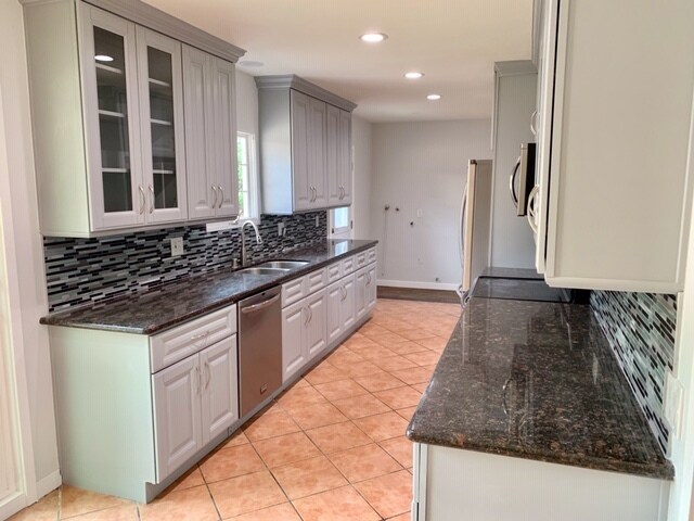 Foto del edificio - 14957 Archwood St