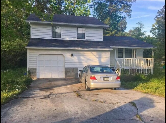 Photo - 630 Catrina Ct House