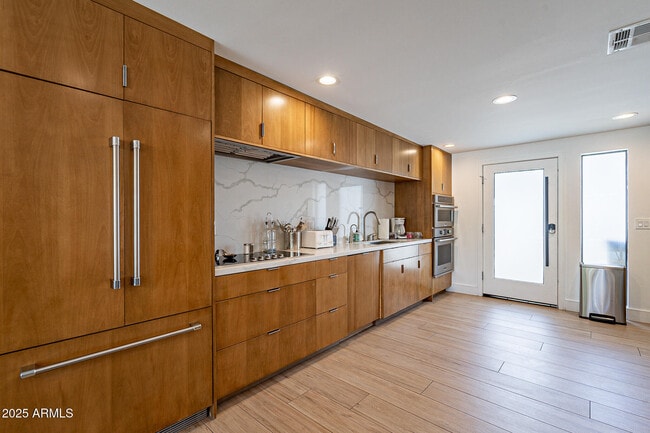 Building Photo - 4351 N 36th St