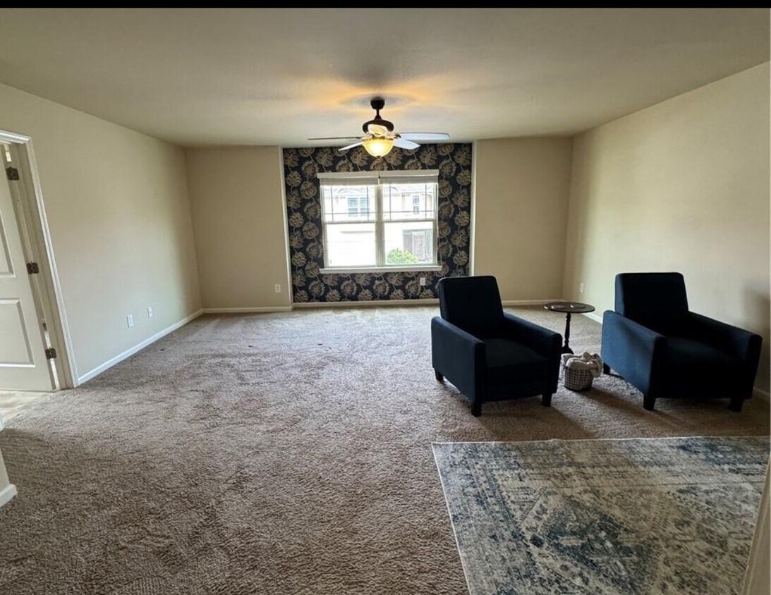 Building Photo - 3885 Nixon Grove Dr