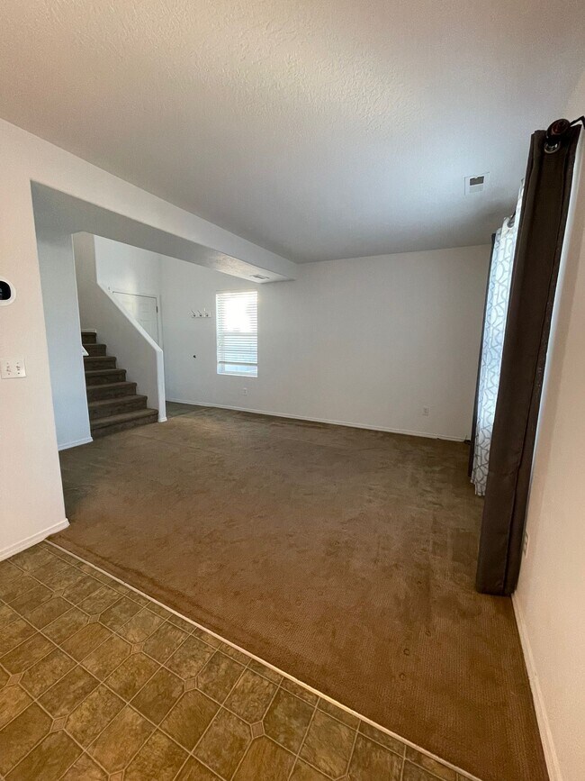 Foto del edificio - 120 Shamrock Ln