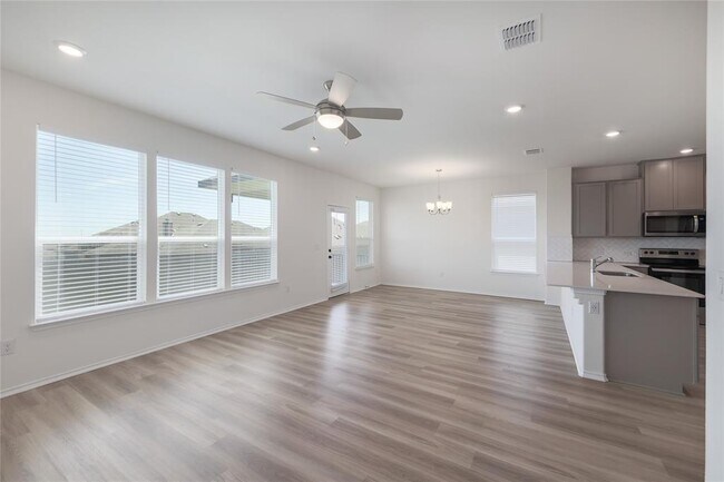 Building Photo - 7807 Lawford Ct