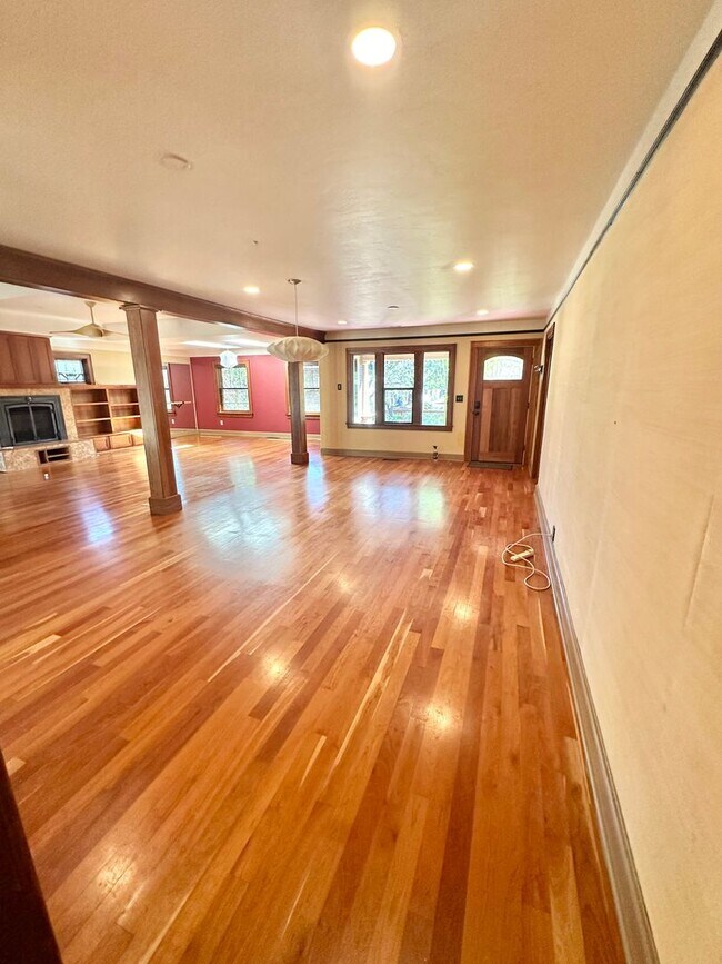 Foto del edificio - 3 Bedroom 2 Bath House