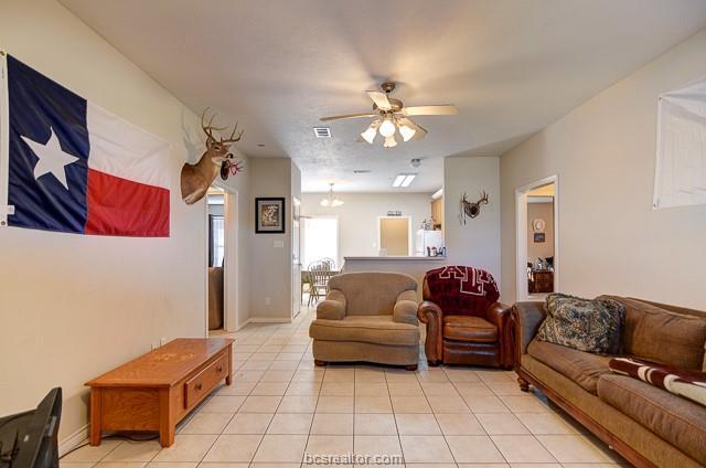Building Photo - 3528 Farah Dr