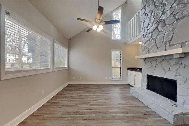 Foto del edificio - 320 Parsons Branch